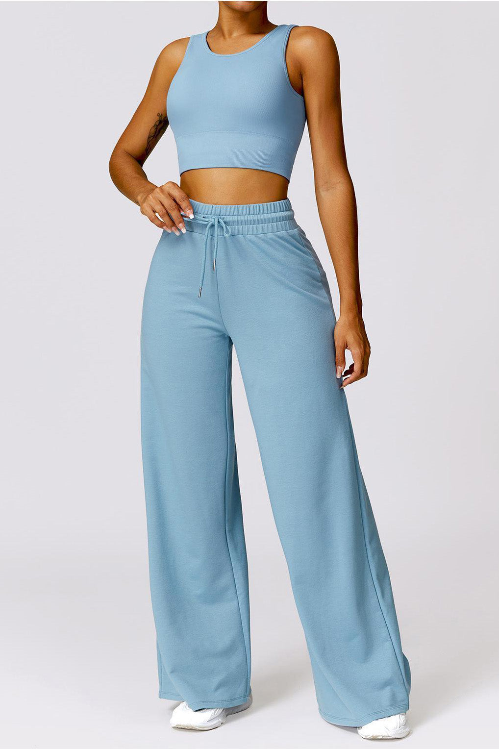 Athleisure Plain U Neck Seamless Shaping Crop Tank With Cups