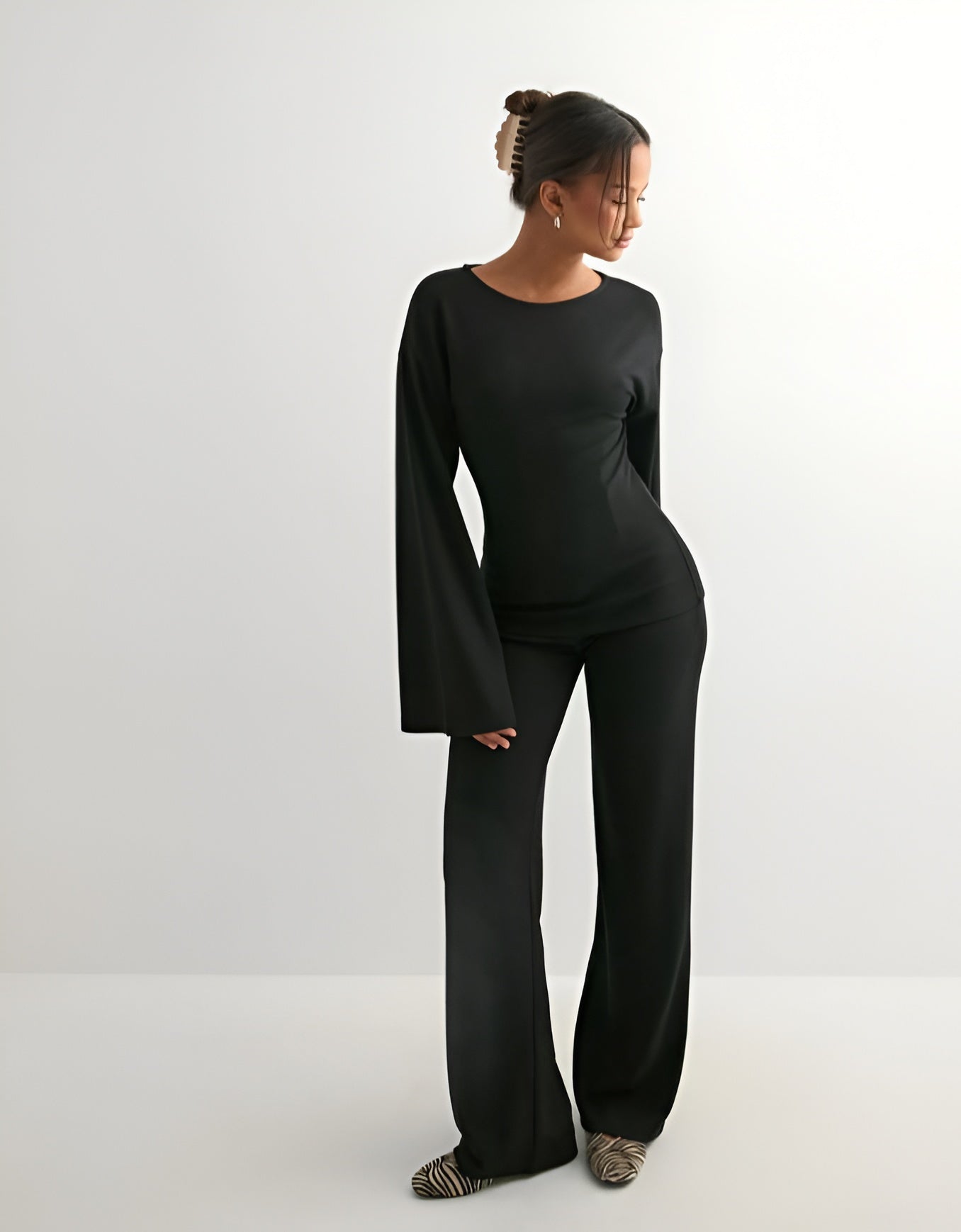 Nera Luxury Wide-Sleeve Sweat